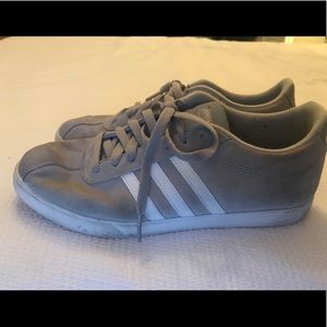 ADIDAS NEO comfort footbed size 9 gray